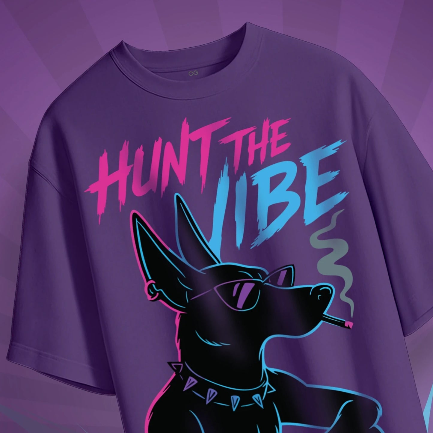 Hunt the Vibe Oversized Tshirt