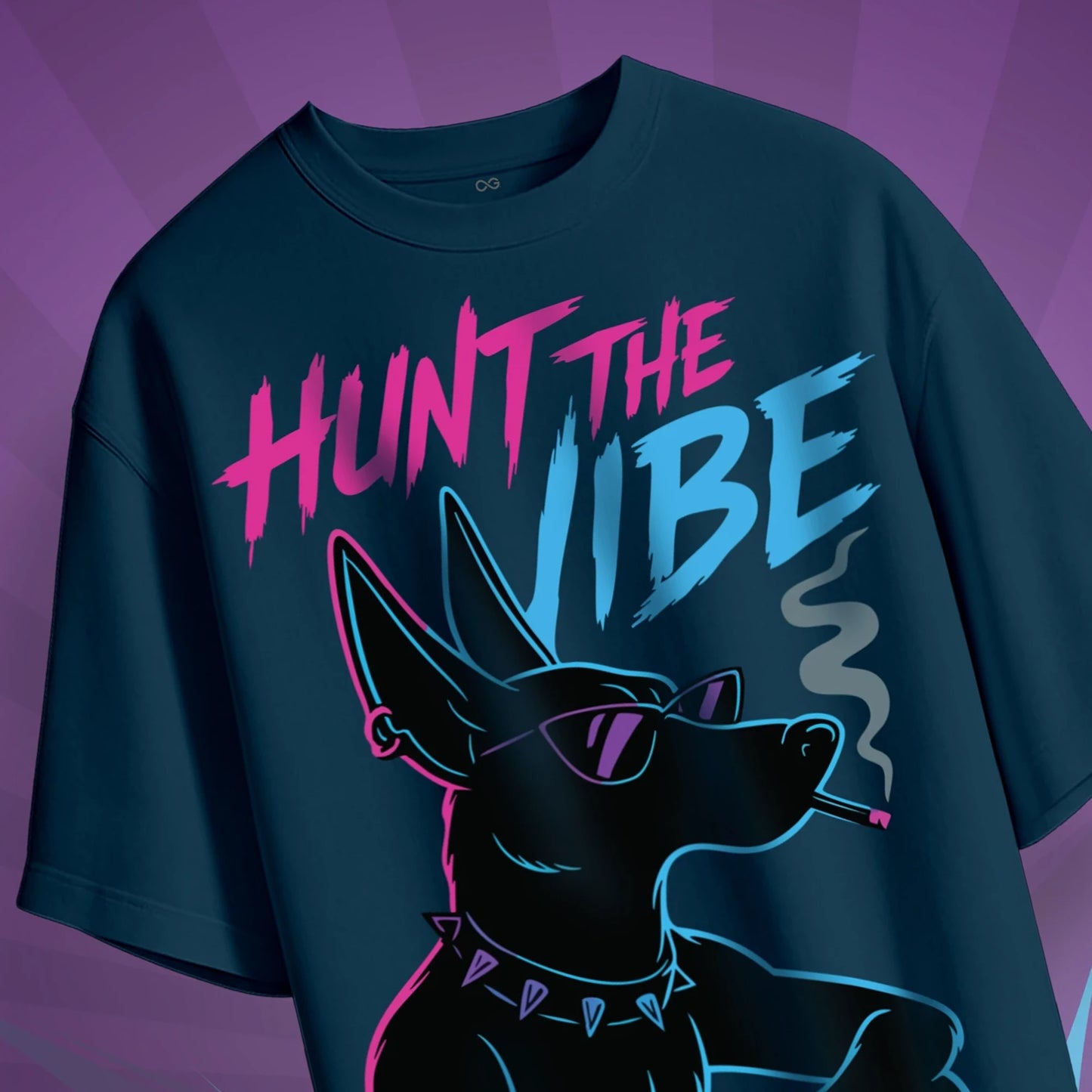 Hunt the Vibe Oversized Tshirt