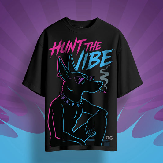 Hunt the Vibe Oversized Tshirt